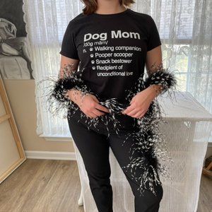 "Dog Mom" T-Shirt, Black With White Lettering Sz L